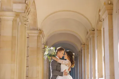 How to Break Down a $10,000 Wedding Budget for 50 Guests