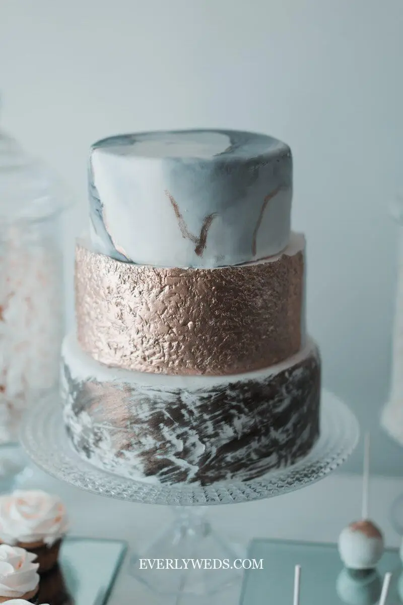 geode wedding cake design with amethyst sugar crystal isomalt inlay modern wedding cake design stunning reception centerpiece