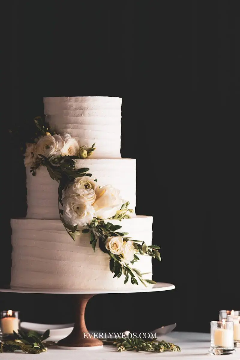dream wedding decorations flowers on wedding cake with fresh florals and greenery elegant wedding reception ideas dessert table decor