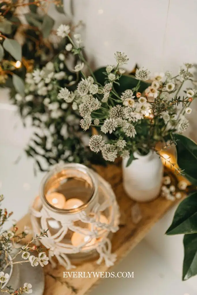 a vase with flowers