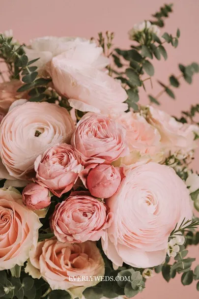 12 Wedding Color Palettes Built Around Flowers