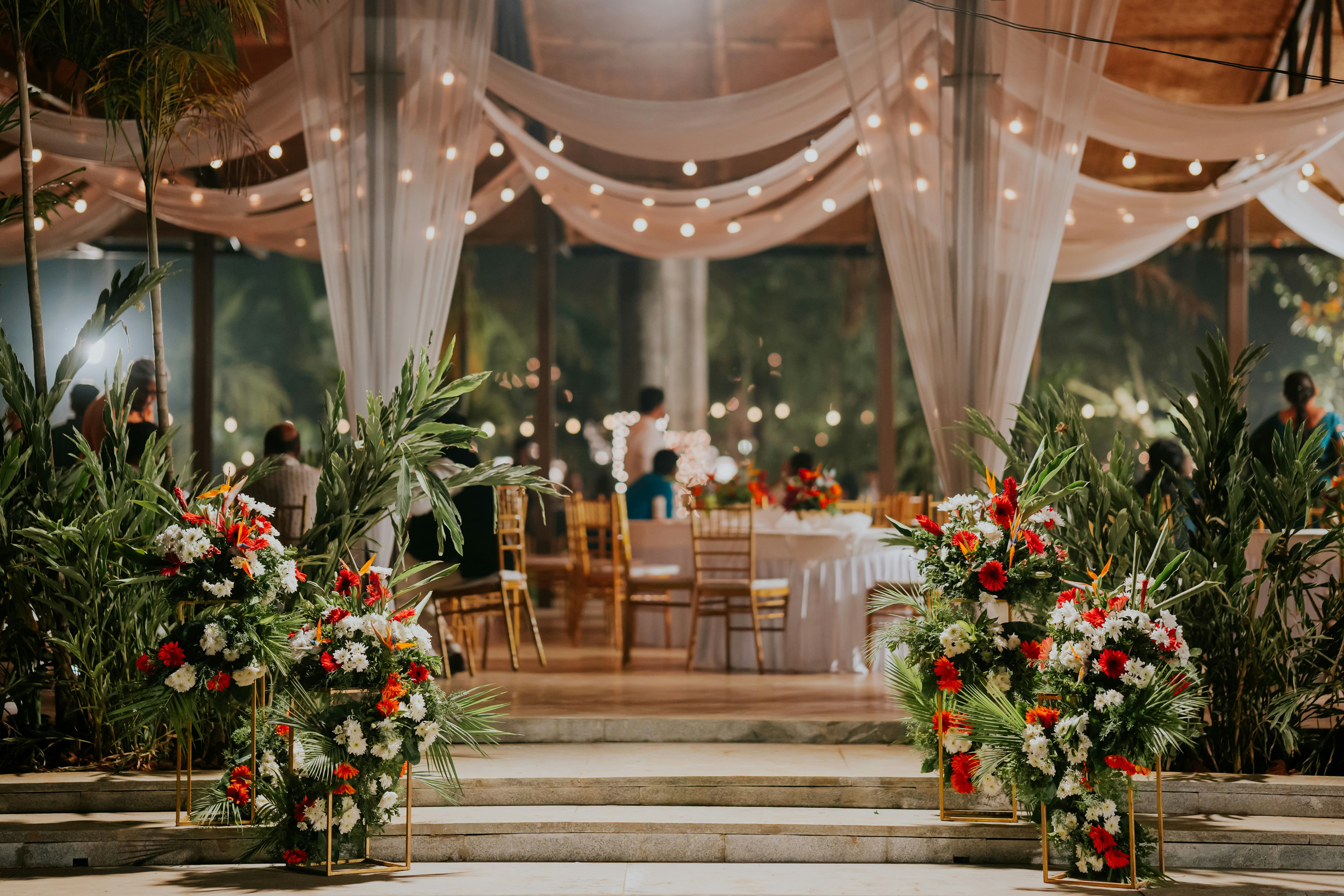 About EverlyWeds
